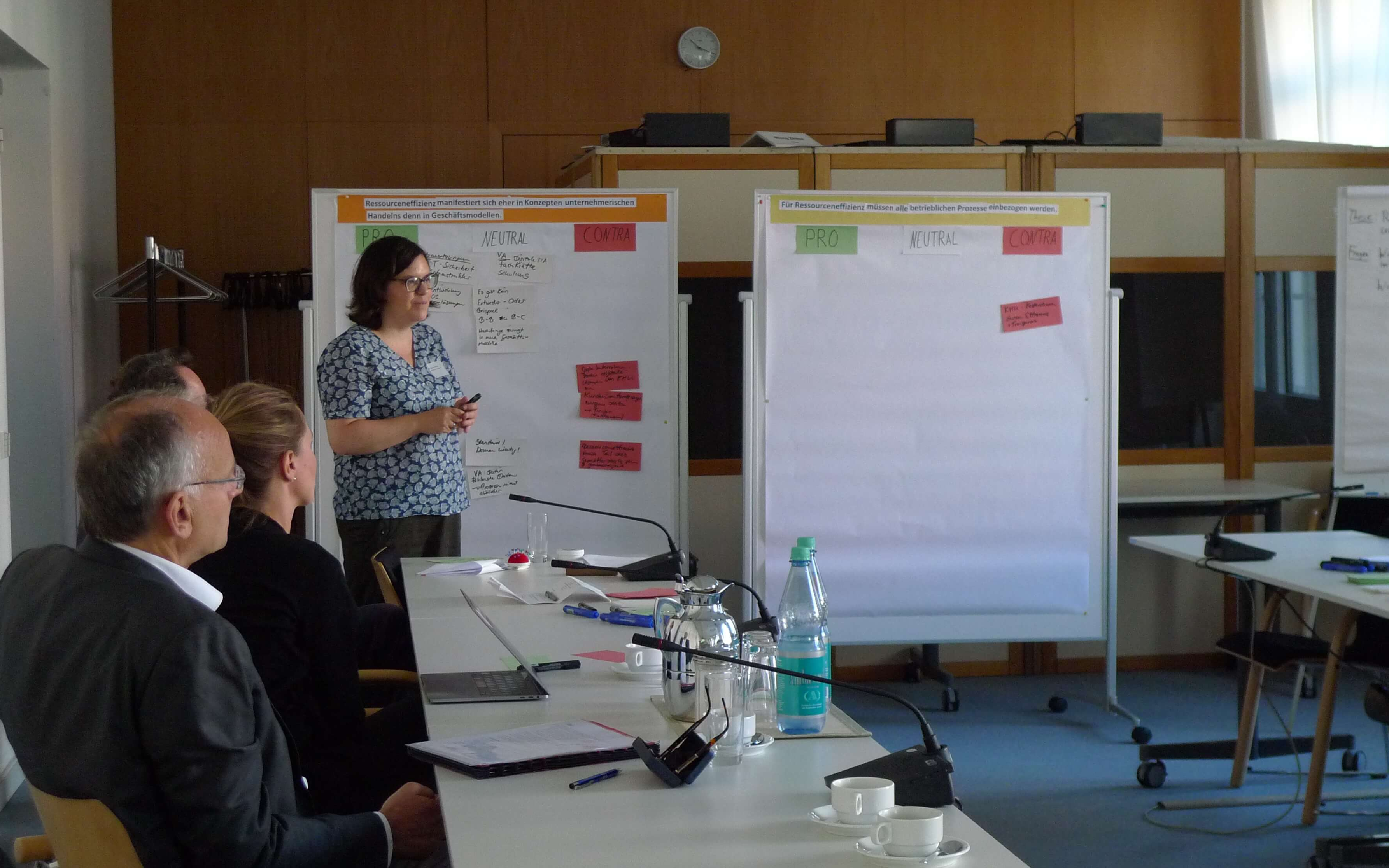 Adriana Neligan (hinten) bei einem Expertenworkshop im Rahmen des Ressourceneffizienzprojekts im Juni 2019. Foto: IW